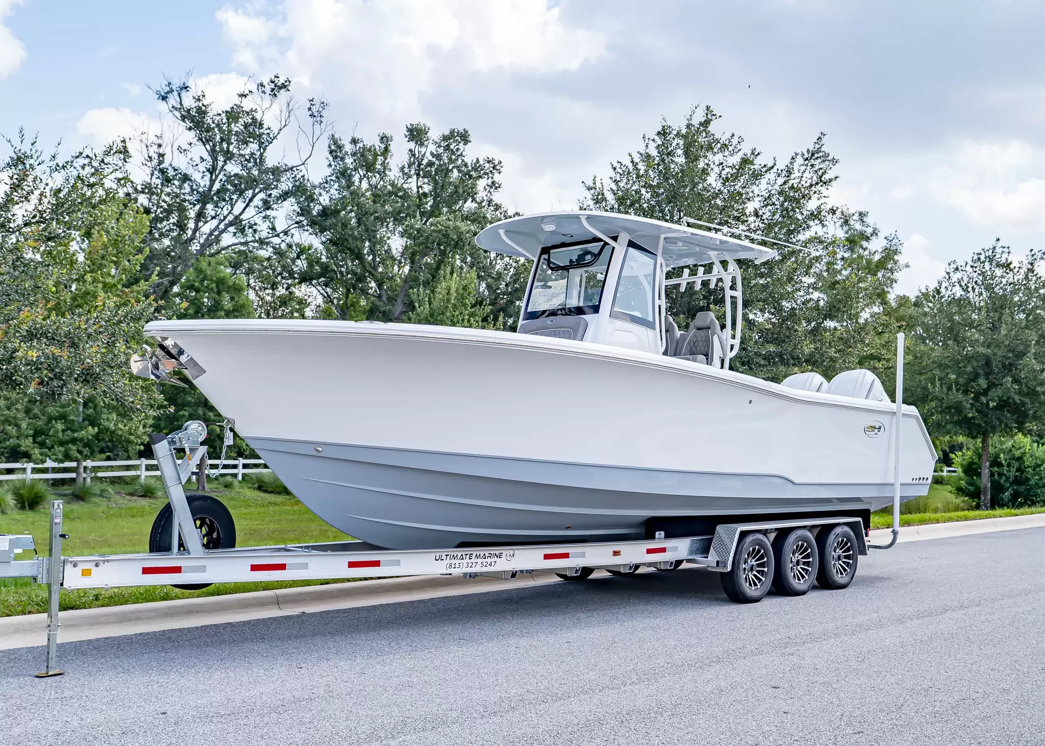 2027 Sea Hunt Gamefish 30 CB Ultimate Edition (SH480) SILVER GRAY