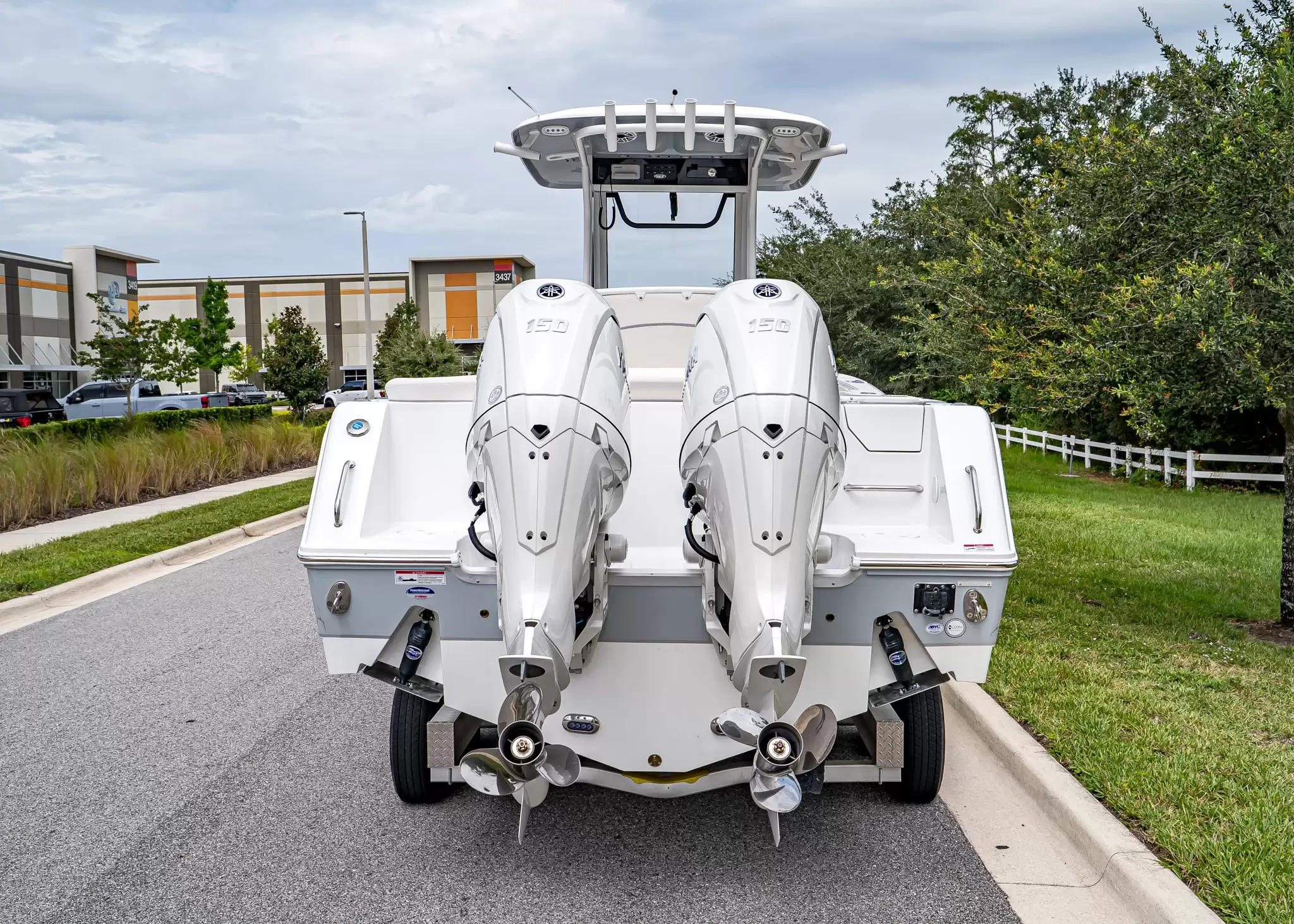 2027 Sea Hunt Ultra 265 SL (SH536) photo 2