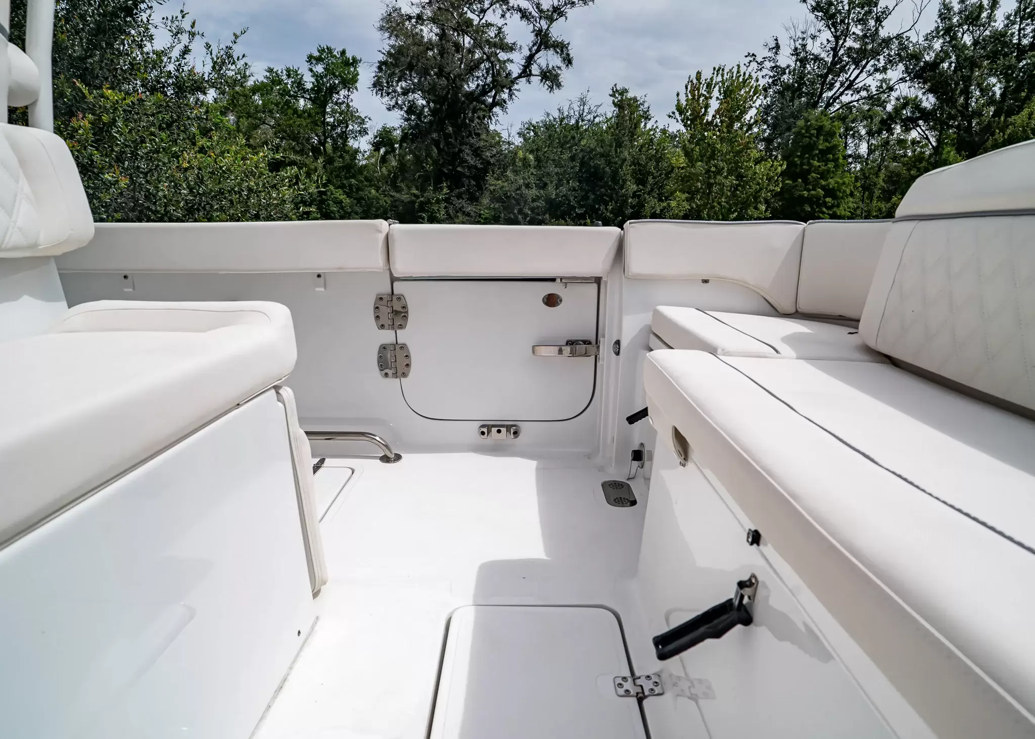 2027 Sea Hunt Ultra 265 SL (SH536) photo 12