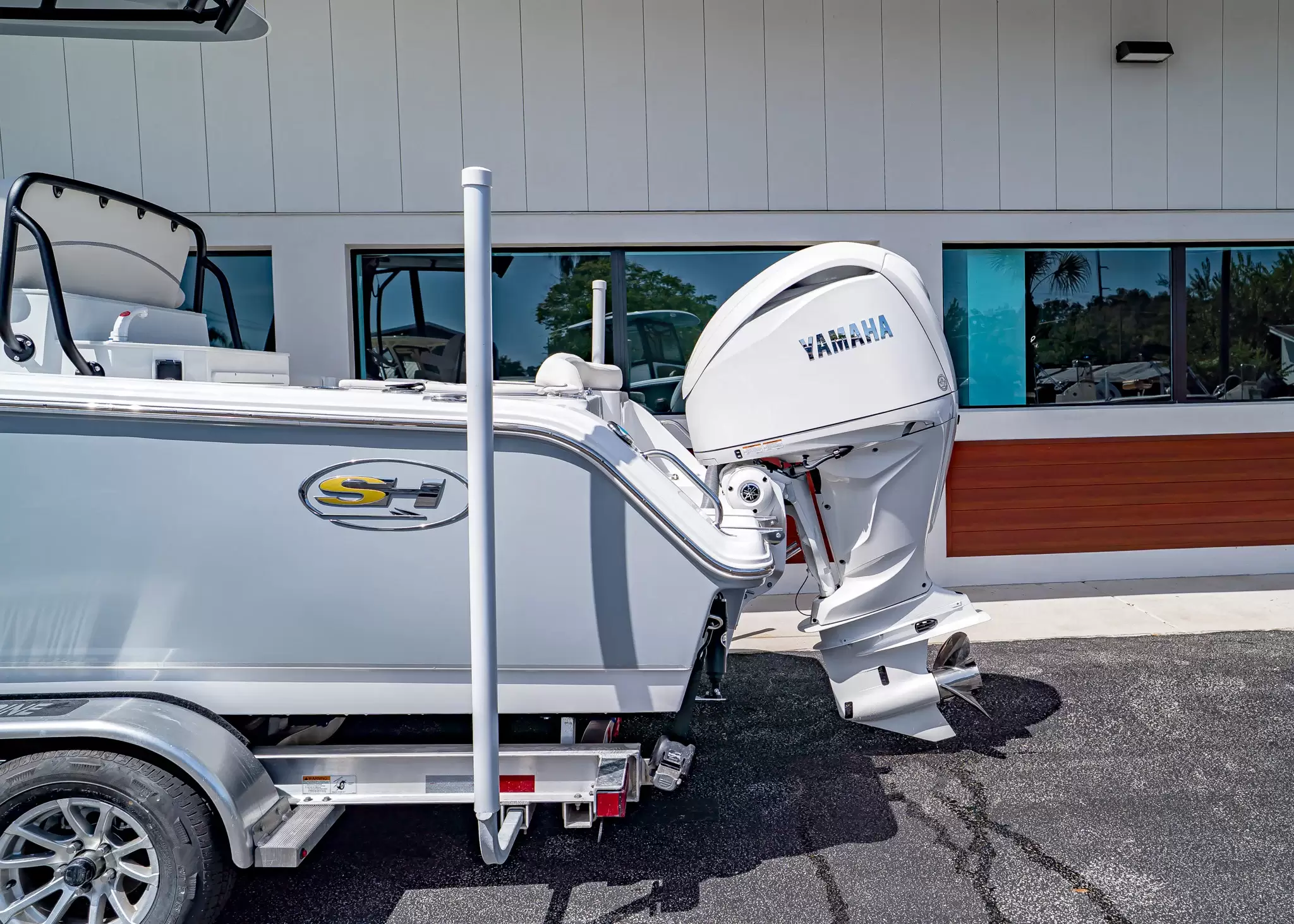 2027 Sea Hunt Ultra 239 SE (SH483) photo 3
