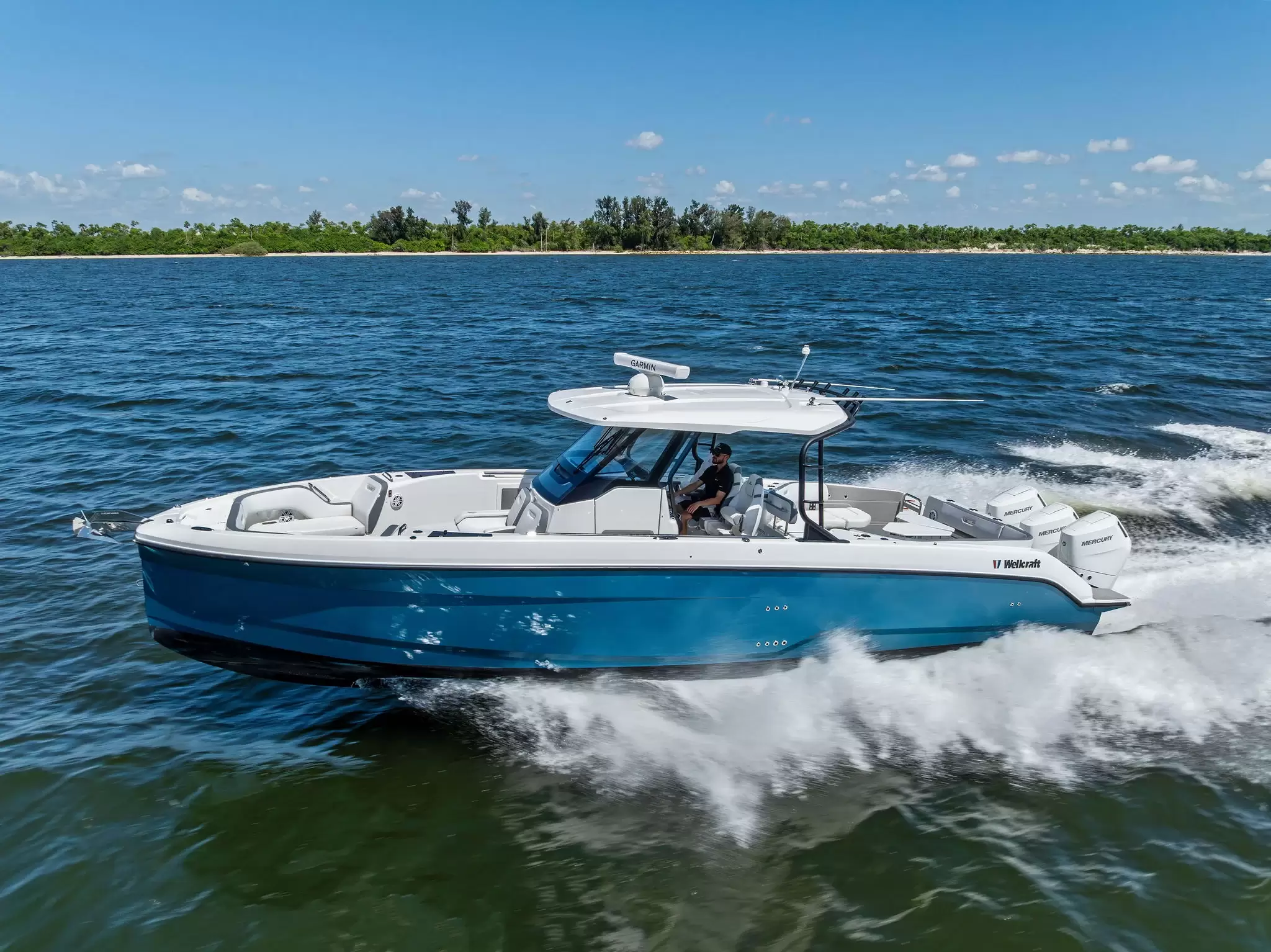 2025 Wellcraft 38 T-Top (WC-UM38) photo 2