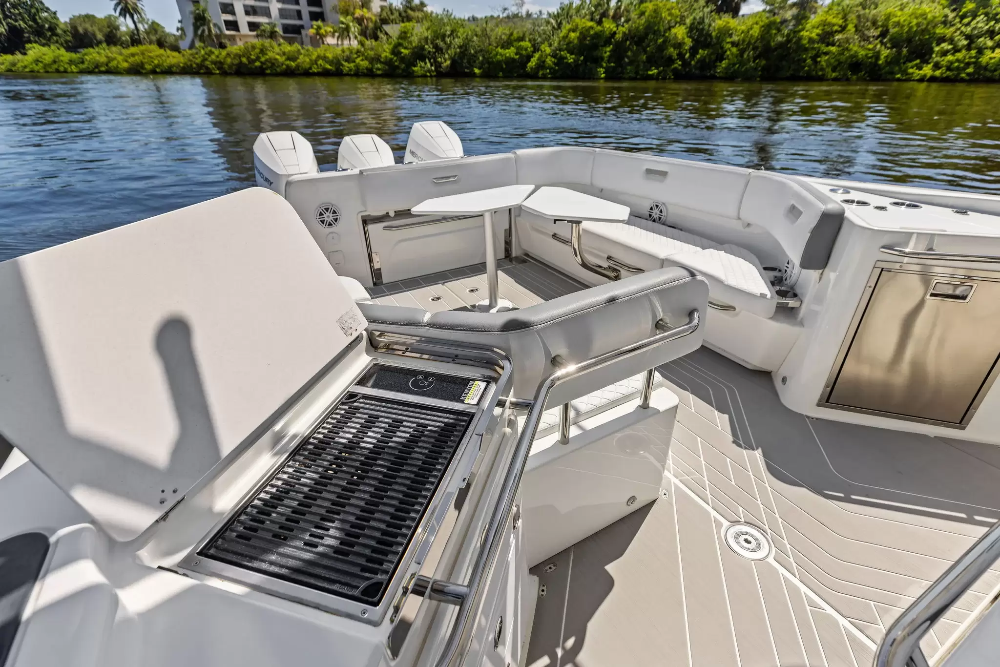 2025 Wellcraft 38 T-Top (WC-UM38) photo 12