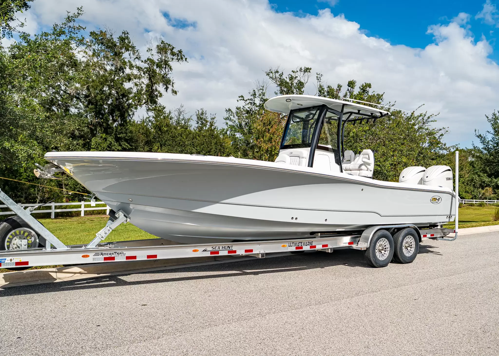 2027 Sea Hunt BX28 (SH560) SILVER GRAY